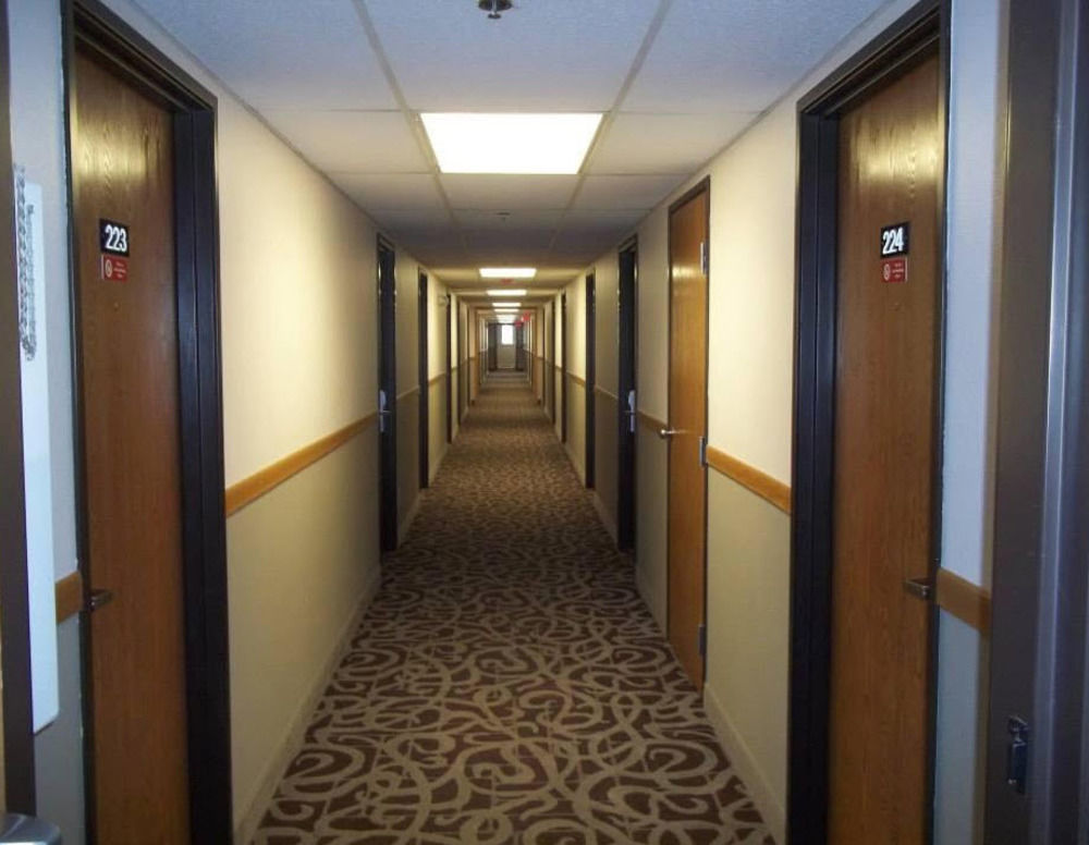 Carroll Burke Inn Motel & Suites מראה חיצוני תמונה